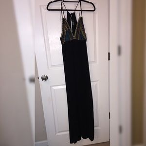 V-neck Luxe Black Maxi Dress
